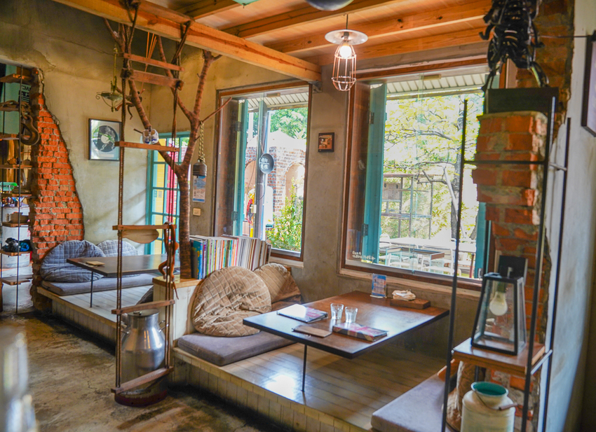 [高雄早午餐]奧斯汀人文咖啡-ig網美熱搜~藏在都市的峇里島渡假風格咖啡館 - 美食好芃友