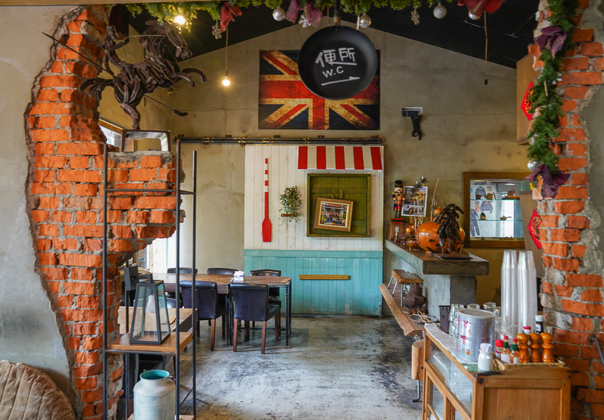 [高雄早午餐]奧斯汀人文咖啡-ig網美熱搜~藏在都市的峇里島渡假風格咖啡館 - 美食好芃友