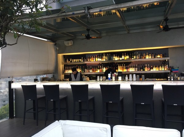 承億文旅 桃城茶樣子: 不用出國去新加玻金沙酒店 嘉義承億文旅 桃城茶樣子就有無邊際泳池 美到不要不要的 Bar酒吧 健身房 文創旅店 IG打卡熱點 承億文旅 桃城茶樣子: 不用出國去新加玻金沙酒店 嘉義承億文旅 桃城茶樣子就有無邊際泳池 美到不要不要的 Bar酒吧 健身房 文創旅店 IG打卡熱點