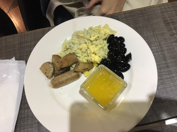 承億文旅 桃城茶樣子: 不用出國去新加玻金沙酒店 嘉義承億文旅 桃城茶樣子就有無邊際泳池 美到不要不要的 Bar酒吧 健身房 文創旅店 IG打卡熱點 承億文旅 桃城茶樣子: 不用出國去新加玻金沙酒店 嘉義承億文旅 桃城茶樣子就有無邊際泳池 美到不要不要的 Bar酒吧 健身房 文創旅店 IG打卡熱點