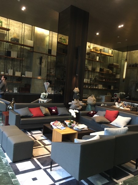 承億文旅 桃城茶樣子: 不用出國去新加玻金沙酒店 嘉義承億文旅 桃城茶樣子就有無邊際泳池 美到不要不要的 Bar酒吧 健身房 文創旅店 IG打卡熱點 承億文旅 桃城茶樣子: 不用出國去新加玻金沙酒店 嘉義承億文旅 桃城茶樣子就有無邊際泳池 美到不要不要的 Bar酒吧 健身房 文創旅店 IG打卡熱點