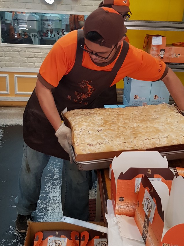 彰化美食 ∣ 蓁古早味現烤蛋糕 ∣ 當日現烤出爐的美味蛋糕~ 彰化旅遊必買的伴手禮