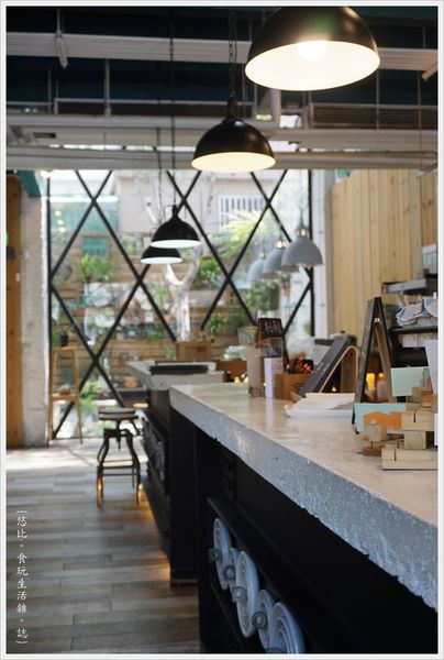 隔壁咖啡-一樓-34.JPG