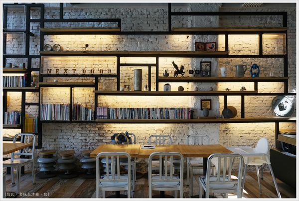 隔壁咖啡-一樓-7.JPG