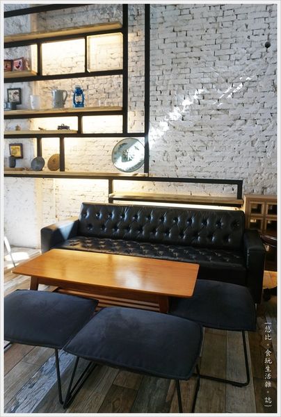 隔壁咖啡-一樓-11.JPG