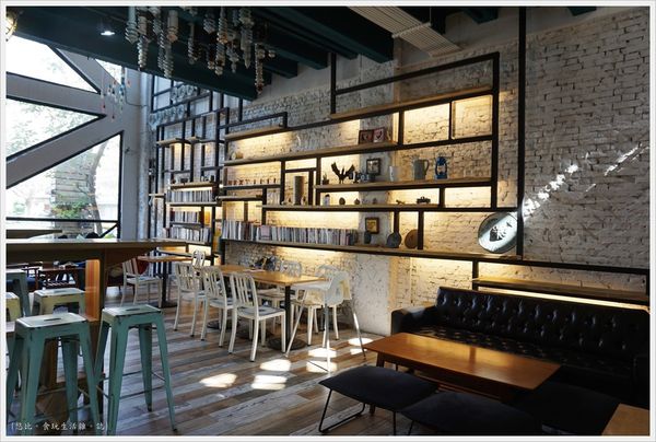 隔壁咖啡-一樓-6.JPG