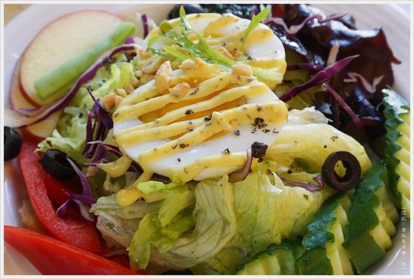 隔壁咖啡-鄉村蛋沙拉-2.JPG