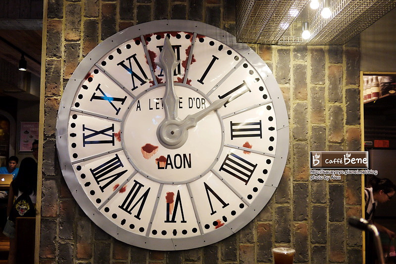 【台北】Caffe bene 카페베네 咖啡陪你 - 台北1號店-忠孝 ~ 韓流來襲 張根碩與韓藝瑟代言 韓偶像劇秘密花園場景~