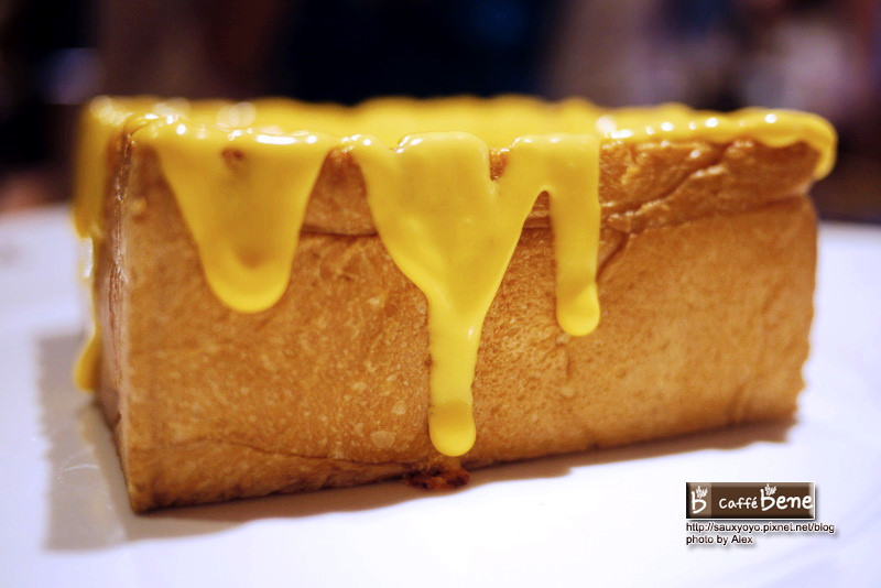 【台北】Caffe bene 카페베네 咖啡陪你 - 台北1號店-忠孝 ~ 韓流來襲 張根碩與韓藝瑟代言 韓偶像劇秘密花園場景~