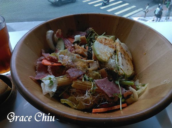 丘比手作土司早午餐 木盆沙拉 華山市場 捷運善導寺站 丘比手作土司早午餐 木盆沙拉 華山市場 捷運善導寺站