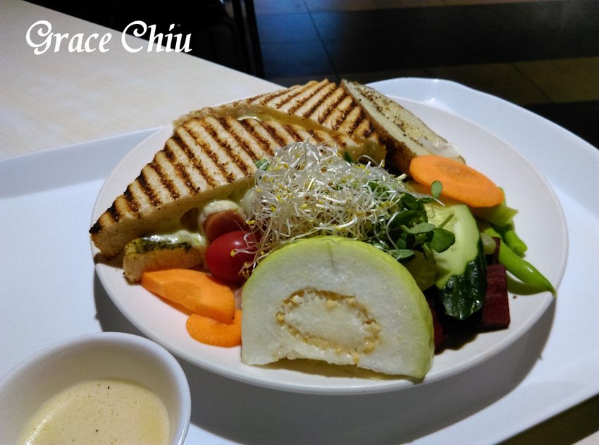 華山市場裡的人氣早餐/早午餐:Cube Brunch 丘比手作土司早午餐/阜杭豆漿(捷運善導寺站)