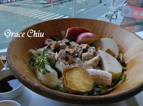 木盆沙拉 丘比手作土司早午餐 華山市場 捷運善導寺站 木盆沙拉 丘比手作土司早午餐 華山市場 捷運善導寺站