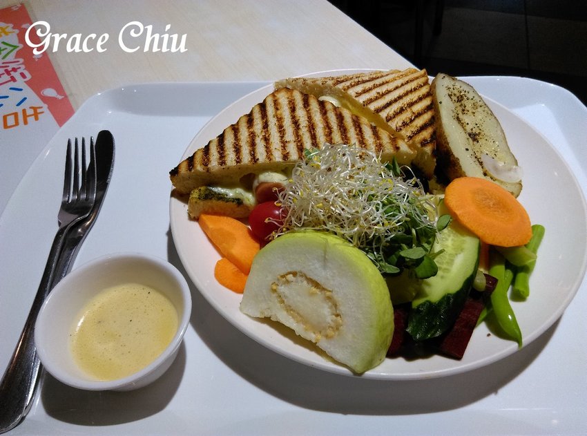 華山市場裡的人氣早餐/早午餐:Cube Brunch 丘比手作土司早午餐/阜杭豆漿(捷運善導寺站)