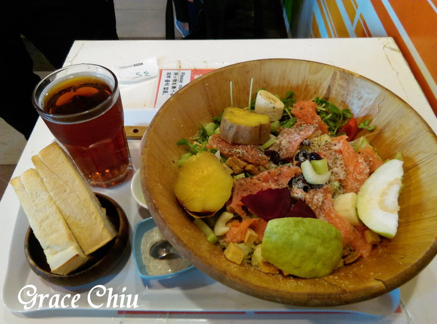 華山市場裡的人氣早餐/早午餐:Cube Brunch 丘比手作土司早午餐/阜杭豆漿(捷運善導寺站)