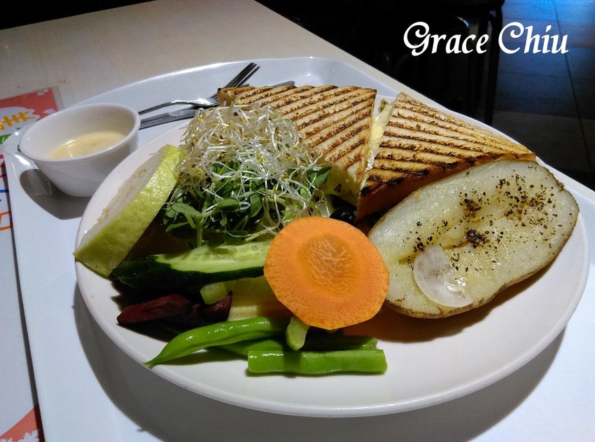 華山市場裡的人氣早餐/早午餐:Cube Brunch 丘比手作土司早午餐/阜杭豆漿(捷運善導寺站)