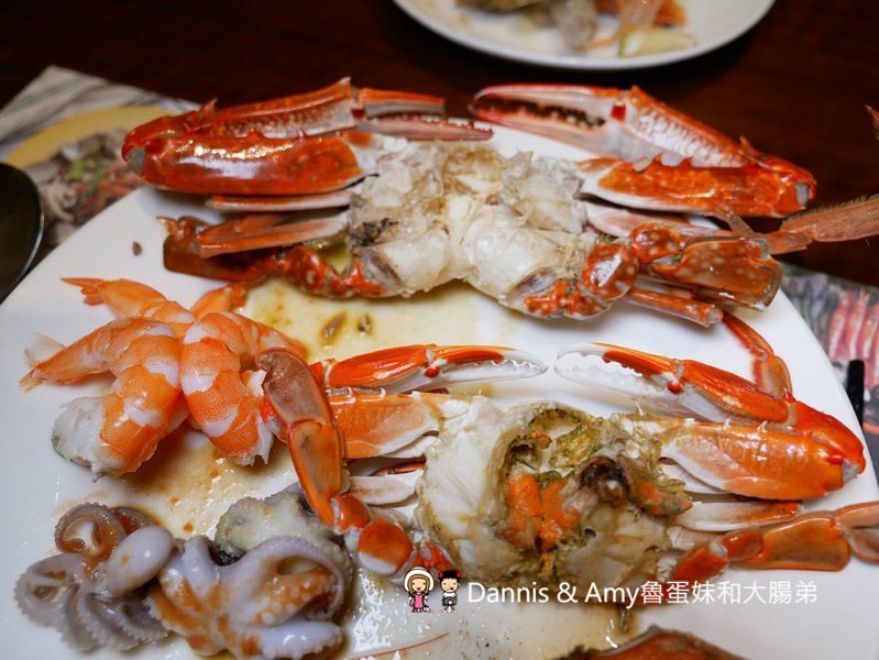 《新竹吃到飽餐廳推薦》芙洛麗飯店食譜自助百匯BUFFET,各國料理200多道菜色任你選。手沖和牛牛肉湯,現點現做肋眼牛排,炙燒握壽司,櫻桃鴨,鮑魚海鮮粥,舒芙蕾,暢飲海尼根生啤酒︱聚餐尾牙春酒快點訂起來(影片)