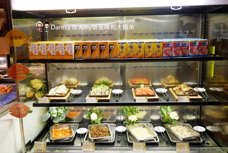 《新竹吃到飽餐廳推薦》芙洛麗飯店食譜自助百匯BUFFET,各國料理200多道菜色任你選。手沖和牛牛肉湯,現點現做肋眼牛排,炙燒握壽司,櫻桃鴨,鮑魚海鮮粥,舒芙蕾,暢飲海尼根生啤酒︱聚餐尾牙春酒快點訂起來(影片)