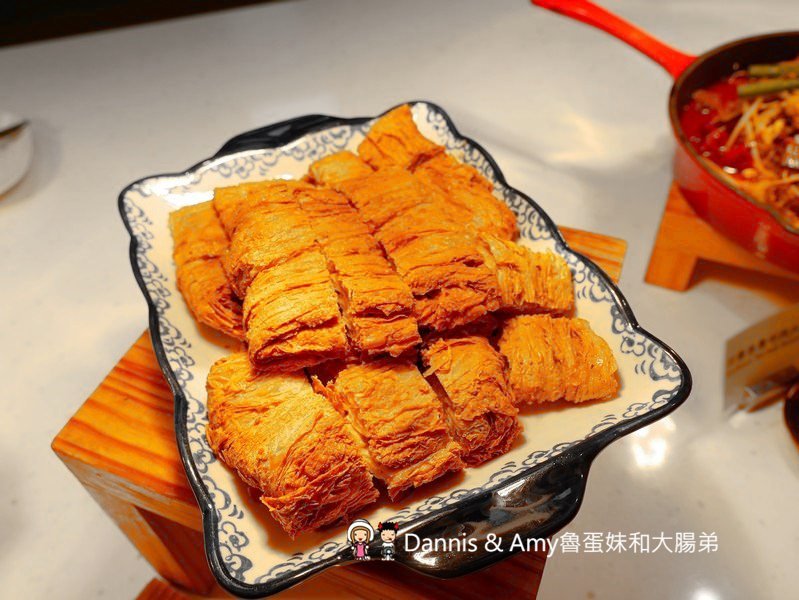 《新竹吃到飽餐廳推薦》芙洛麗飯店食譜自助百匯BUFFET,各國料理200多道菜色任你選。手沖和牛牛肉湯,現點現做肋眼牛排,炙燒握壽司,櫻桃鴨,鮑魚海鮮粥,舒芙蕾,暢飲海尼根生啤酒︱聚餐尾牙春酒快點訂起來(影片)