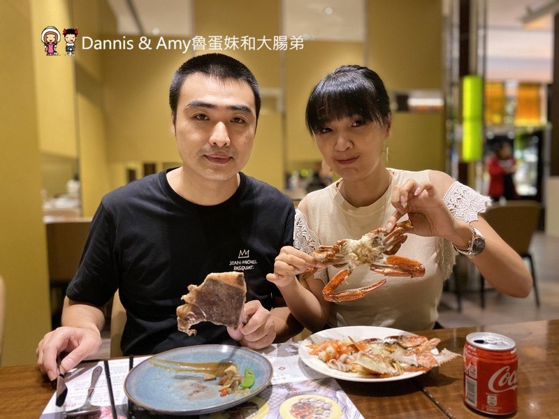 《新竹吃到飽餐廳推薦》芙洛麗飯店食譜自助百匯BUFFET,各國料理200多道菜色任你選。手沖和牛牛肉湯,現點現做肋眼牛排,炙燒握壽司,櫻桃鴨,鮑魚海鮮粥,舒芙蕾,暢飲海尼根生啤酒︱聚餐尾牙春酒快點訂起來(影片)