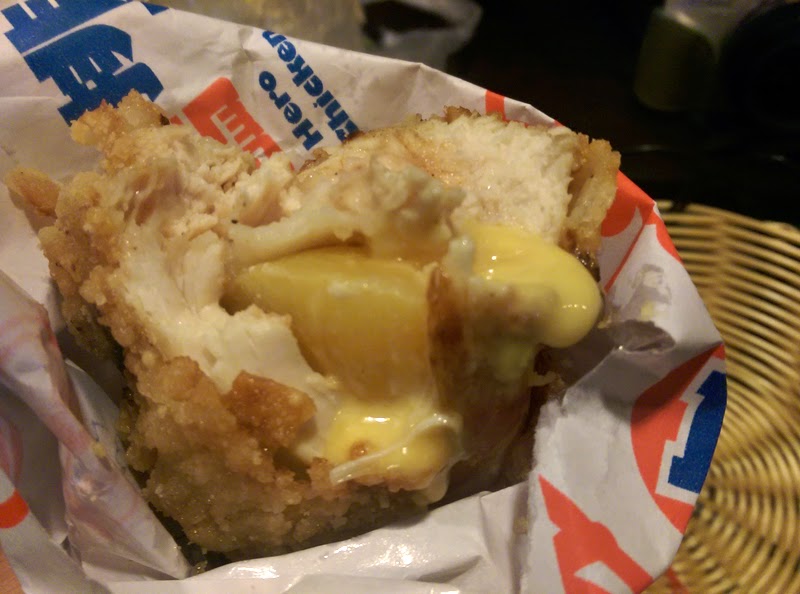 【逢甲夜市】雞排超人水蜜桃爆漿雞排