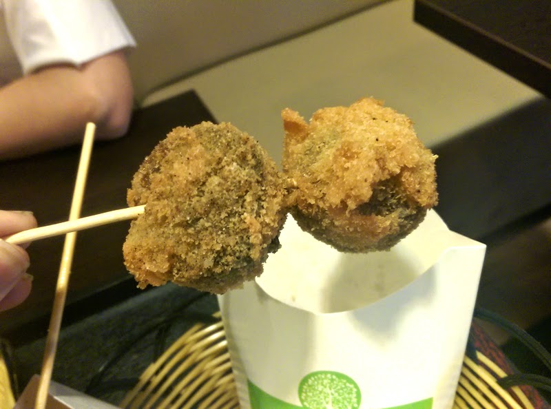 【逢甲夜市】雞排超人水蜜桃爆漿雞排