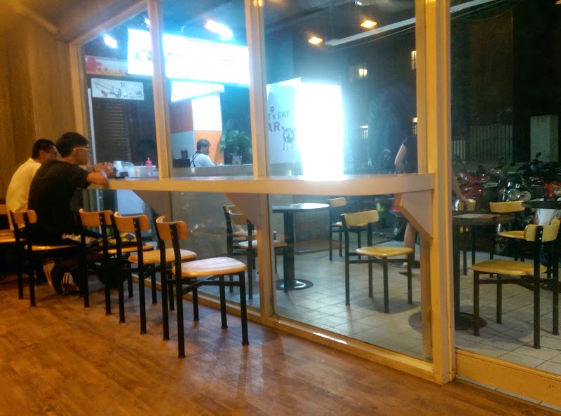 【逢甲夜市】雞排超人水蜜桃爆漿雞排