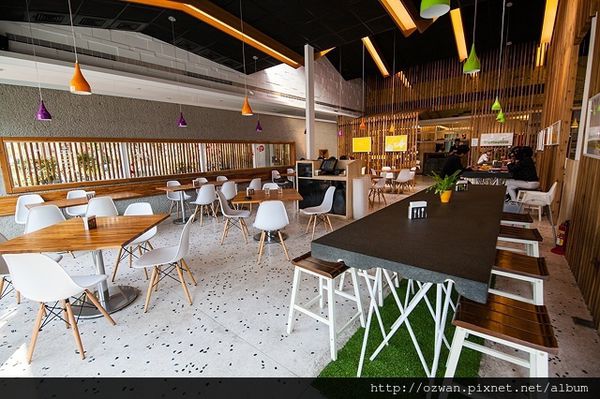 [吃喝]都市裡的小農森林～青木和洋食彩AOKI。