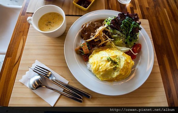 [吃喝]都市裡的小農森林～青木和洋食彩AOKI。