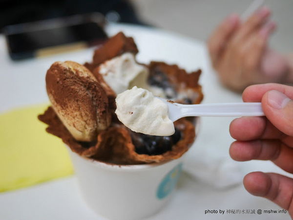 S3 霜淇淋：【食記】彰化Soft Serve Shop S3霜淇淋&茶飲@孔廟文福公園&八卦山 : 用料紮實, 當日現做的手工甜筒冰淇淋!!