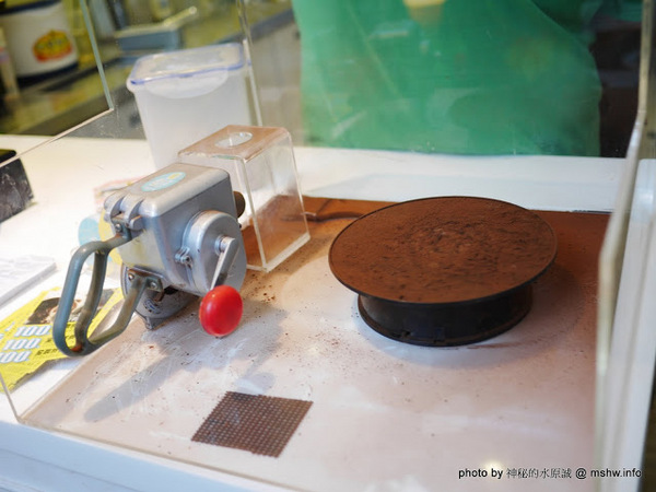 S3 霜淇淋：【食記】彰化Soft Serve Shop S3霜淇淋&茶飲@孔廟文福公園&八卦山 : 用料紮實, 當日現做的手工甜筒冰淇淋!!