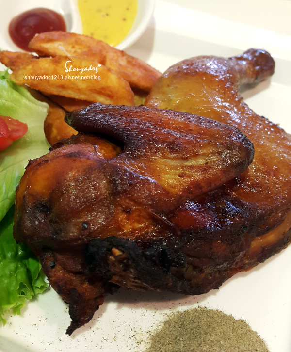 Oyami cafe:【複合式餐廳】西門町下午茶首選 夢幻少女系法式鄉村 Oyami Caf'e