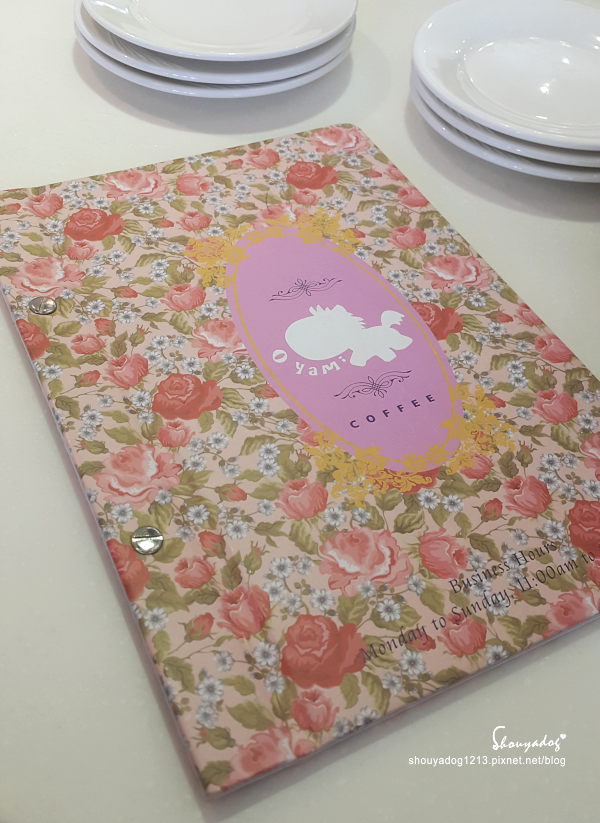 Oyami cafe:【複合式餐廳】西門町下午茶首選 夢幻少女系法式鄉村 Oyami Caf'e