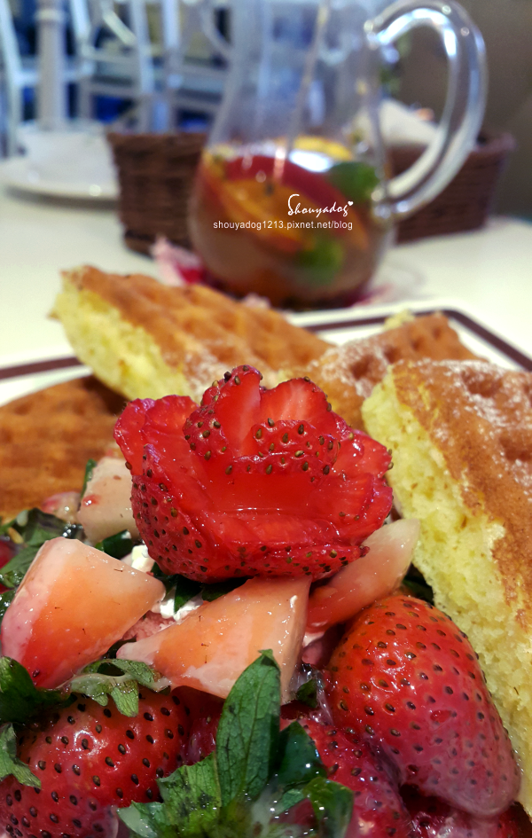 Oyami cafe:【複合式餐廳】西門町下午茶首選 夢幻少女系法式鄉村 Oyami Caf'e