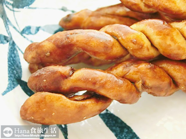 陳家小店手工麻花捲 | 黑糖口味 小琉球團購美食&伴手禮 均勻的黑糖不甜膩 絕妙酥脆感