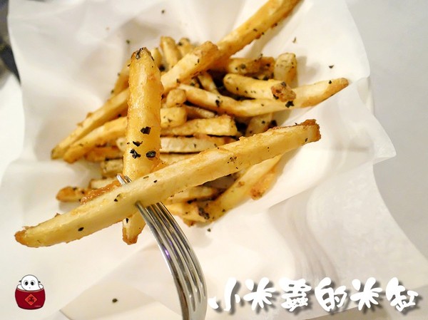 【捷運忠孝新生站│華山文創園區】Deja Vu 互動式音樂魔幻餐廳~魔術♠音樂♪穿越時空的異想國度~♫