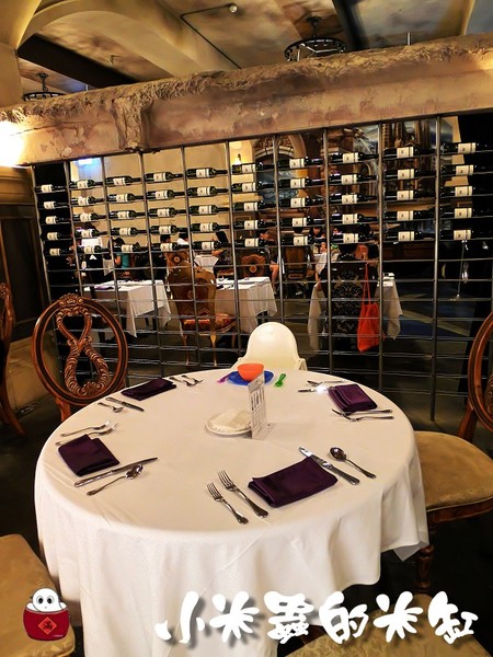 【捷運忠孝新生站│華山文創園區】Deja Vu 互動式音樂魔幻餐廳~魔術♠音樂♪穿越時空的異想國度~♫