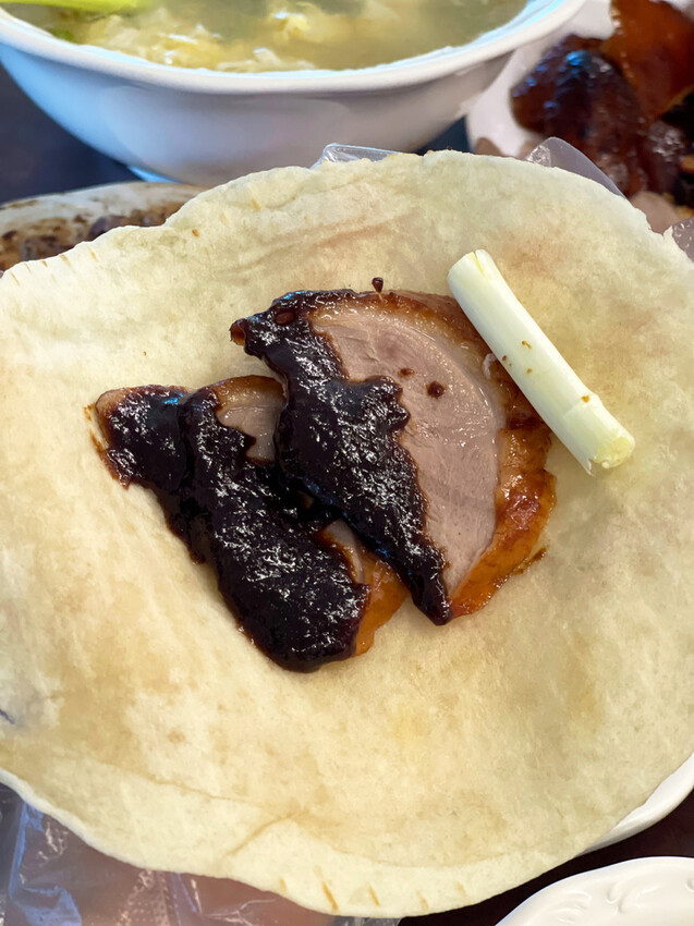 高雄平價烤鴨分享:仁武烤鴨排隊美食,內用現吃有冷氣,停車方便 高雄平價烤鴨分享:仁武烤鴨排隊美食,內用現吃有冷氣,停車方便