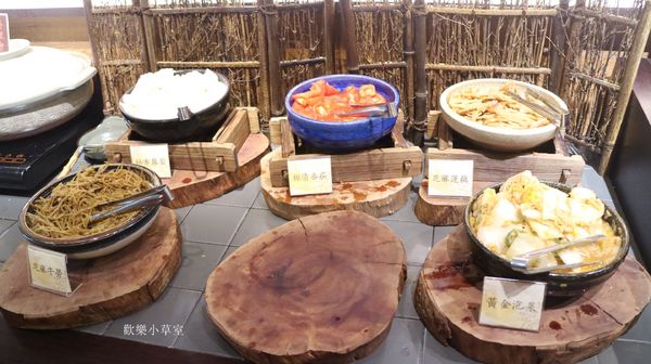 稻禾烏龍麵：【台中美食】現點現做，生菜沙拉吃到飽，稻禾烏龍麵天丼@勤美