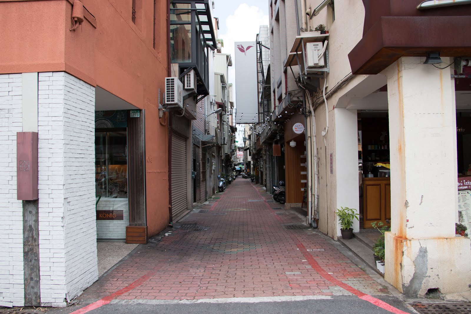 【台南│無名愛玉冰】晨起的涼意,立吞最在地,宮後街口早鳥限定愛玉冰!