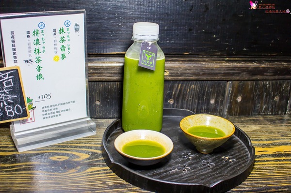 宇治 玩笑亭：高雄新興︱宇治．玩笑亭　我的抹茶霜淇淋首選！