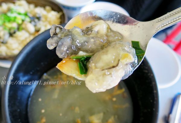 吳氏蚵捲：東石在地風味‧吳氏蚵捲