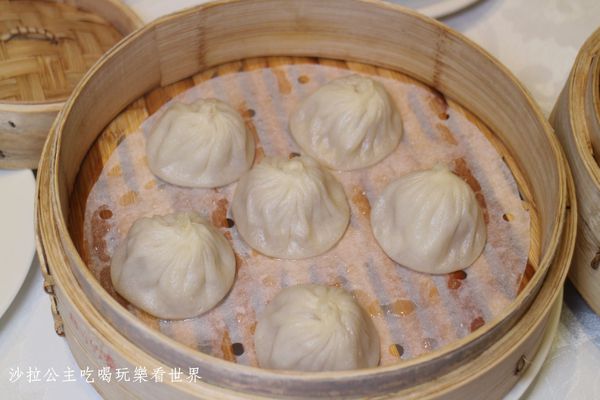 西華飯店-怡園：台北西華‧萬豪酒店2017冠軍鴨『西華飯店-怡園』冰火烤鴨三重奏/捷運中山國中站