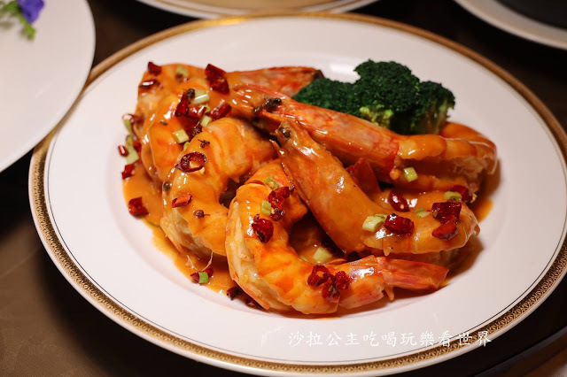 台北外帶年菜『台北西華飯店』秘製八寶鴨.剁椒龍蝦.花膠鮑魚佛跳牆