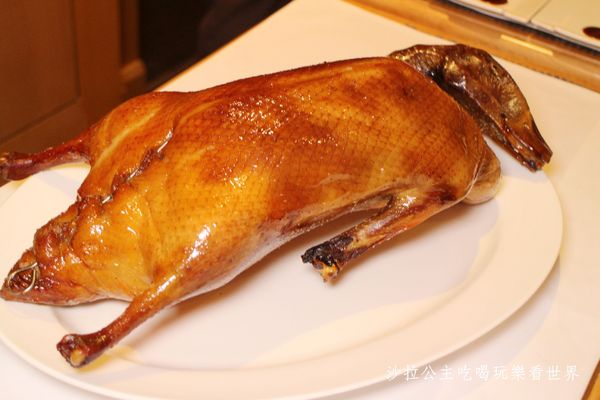 西華飯店-怡園：台北西華‧萬豪酒店2017冠軍鴨『西華飯店-怡園』冰火烤鴨三重奏/捷運中山國中站