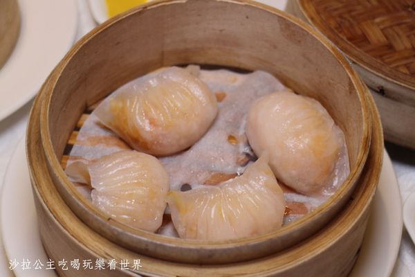 西華飯店-怡園：台北西華‧萬豪酒店2017冠軍鴨『西華飯店-怡園』冰火烤鴨三重奏/捷運中山國中站