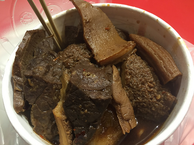 [士林夜市] 十三座牛雜，麻辣牛雜