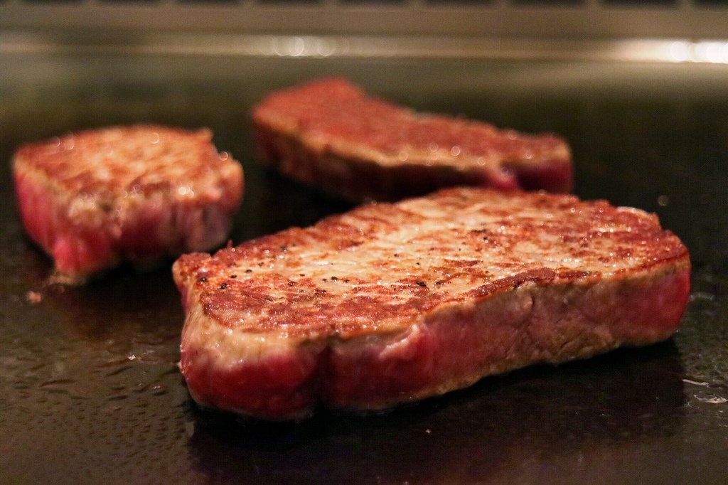 IMG_8330.jpg IMG_8330.jpg