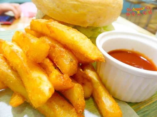 (體驗)[松菸]厚厚的鬆餅也能疊、壯觀驚奇的大份量甜點~疊疊樂 松菸店