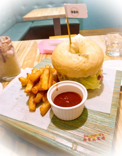 (體驗)[松菸]厚厚的鬆餅也能疊、壯觀驚奇的大份量甜點~疊疊樂 松菸店