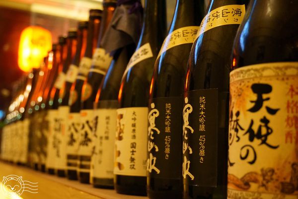 桐 日式燒烤居酒屋 KILI yakitori：【星羽愛美食-台中】7年級小帥哥經營居酒屋，烤肉炸物樣樣精彩，超適合小酌一杯~桐-日式燒烤(KILI yakitori)。